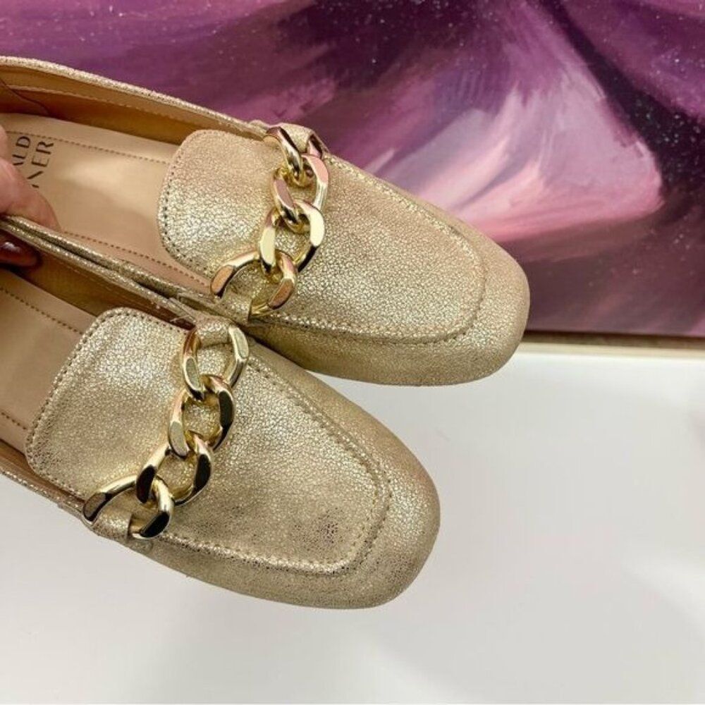 Donald Pliner Bethany Leather Loafer, In Pale Gold Size 6.5 - Picture 8 of 12